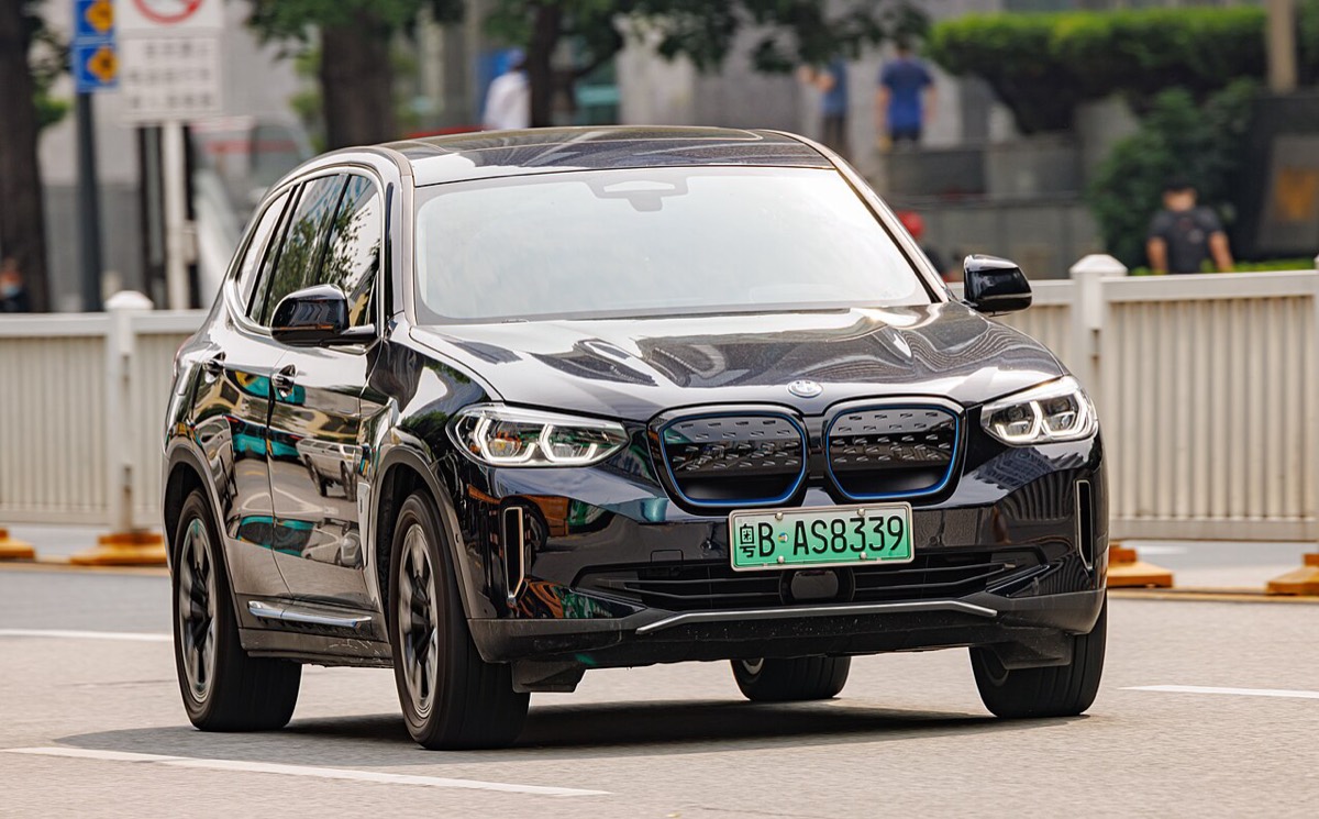 BMW iX3 der Baureihe G08, elektrisches Mittelklasse-SUV