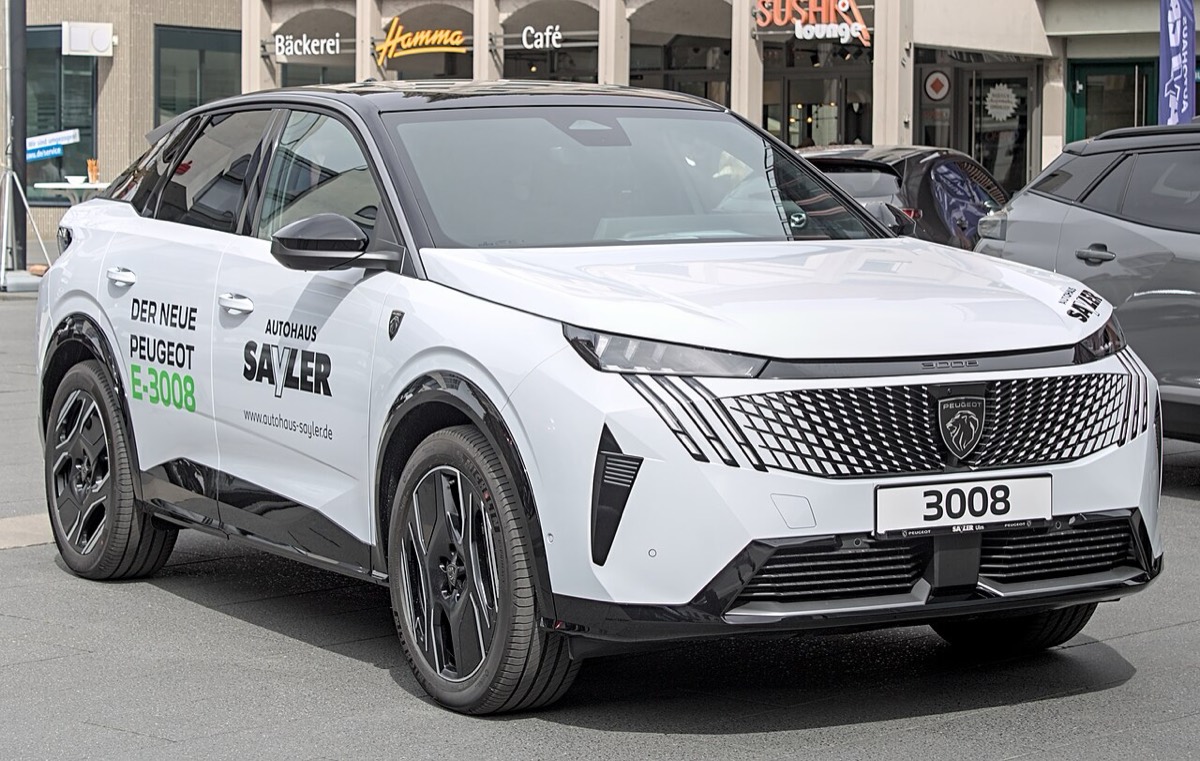 Peugeot e-3008, elektrisches SUV-Fastback